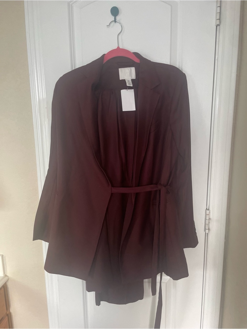 Women's burgundy Suit Wrap Blazer & Wide-Leg Pants Set - Picture 4 of 5